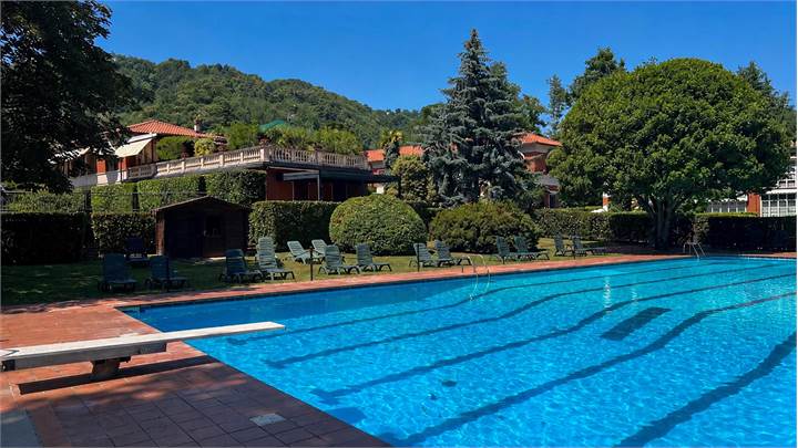 Meina - isola del bosco - appartamento con terrazzo